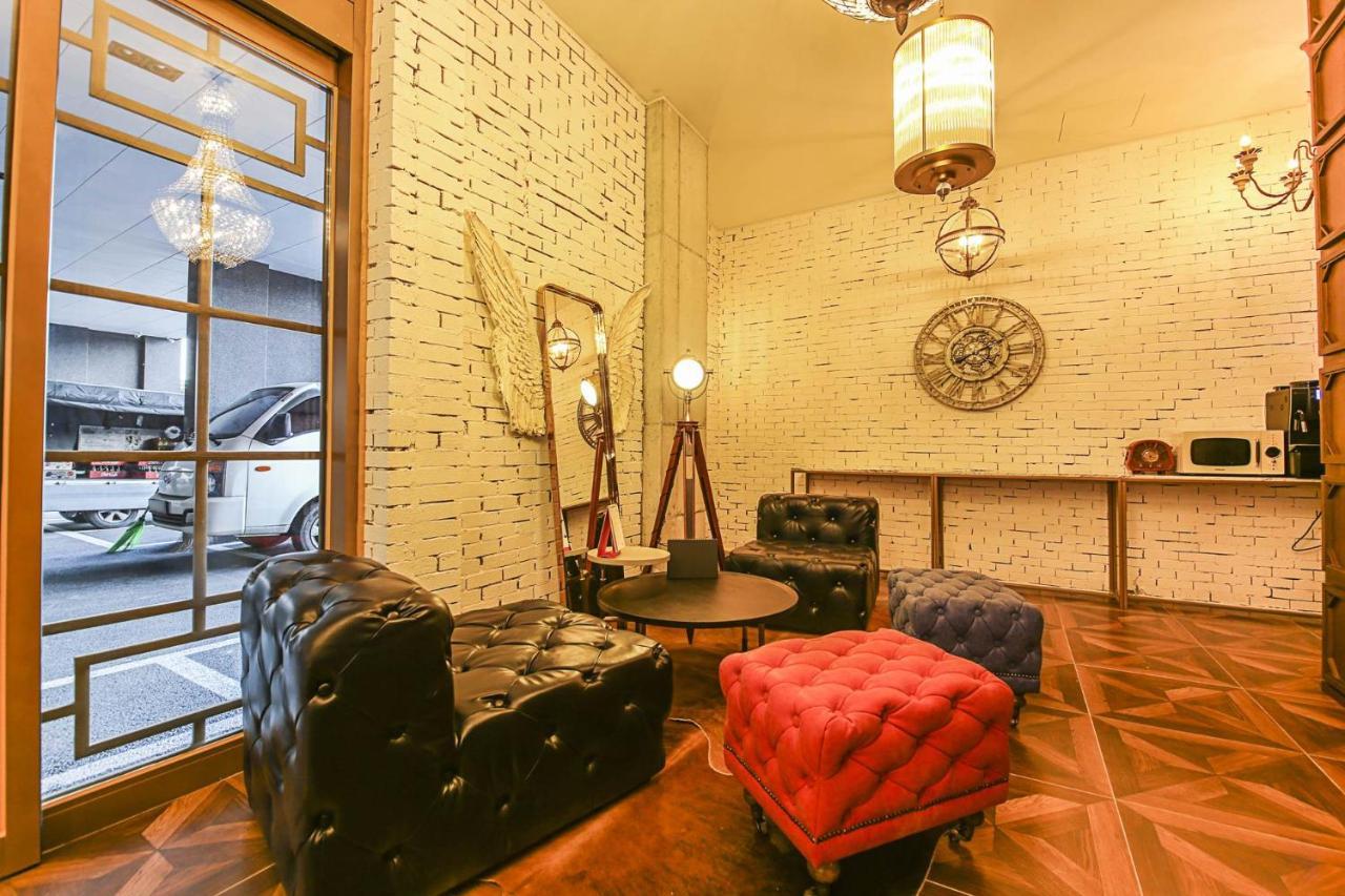 Lerocherrouge Hotel Chuncheon Bagian luar foto